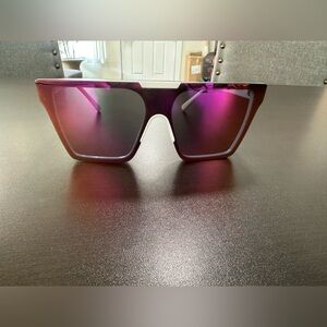 HEATWAVES Sunglasses - Mirrored Lenses